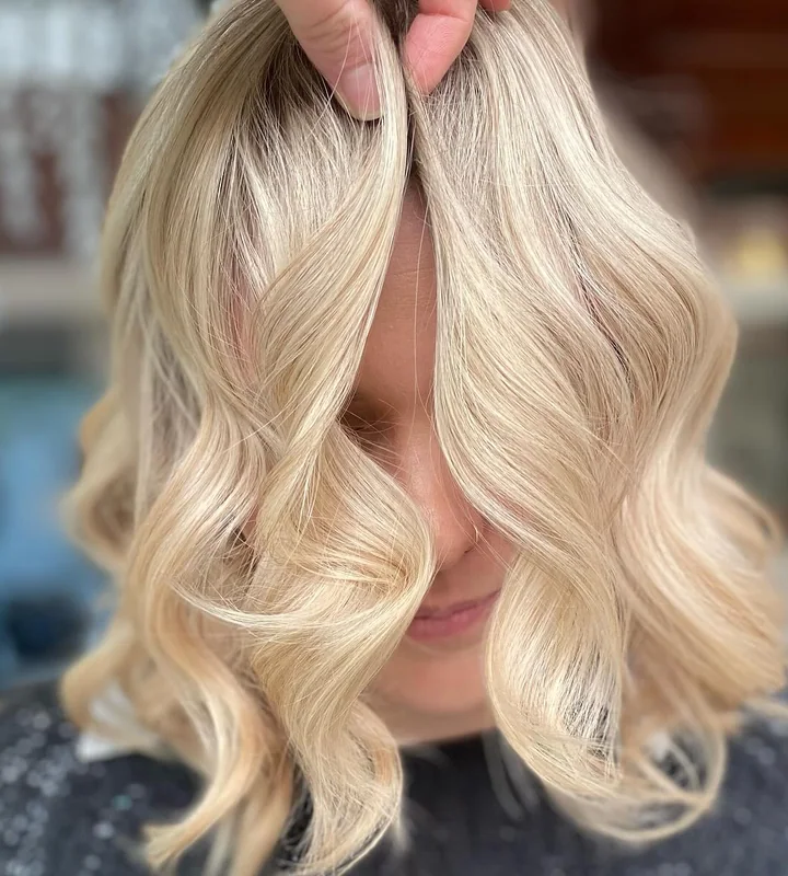Platinum Blonde by Jenna at Renasanz Salon