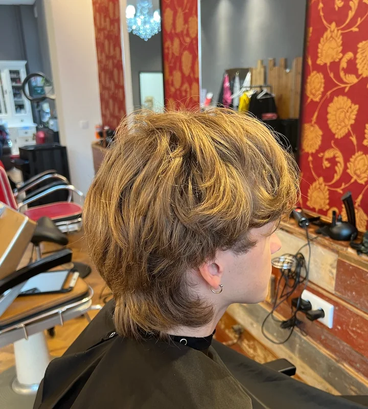 Soft shag by Renato at Renasanz Salon